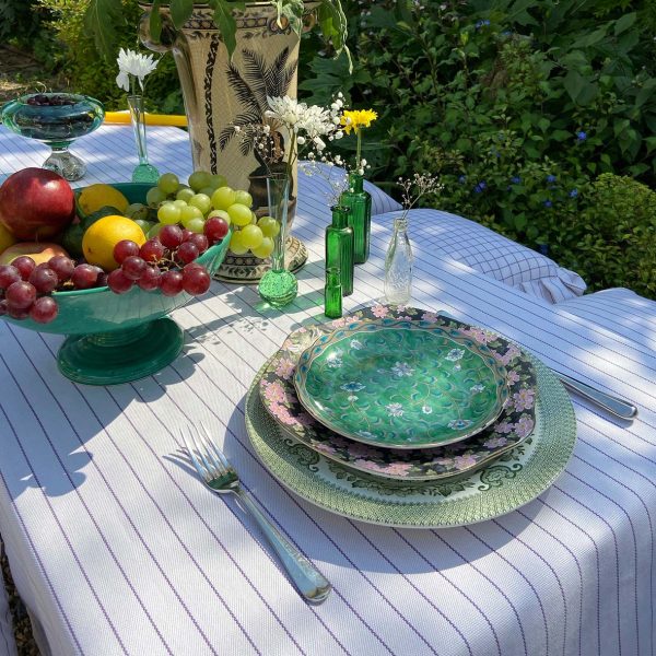 Ava-TableCloth-White-Beverly-Plates-Table-One-Nine-Eight-Five-300dpi